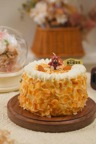 坚果咸奶油爆浆脆脆蛋糕 商品图1