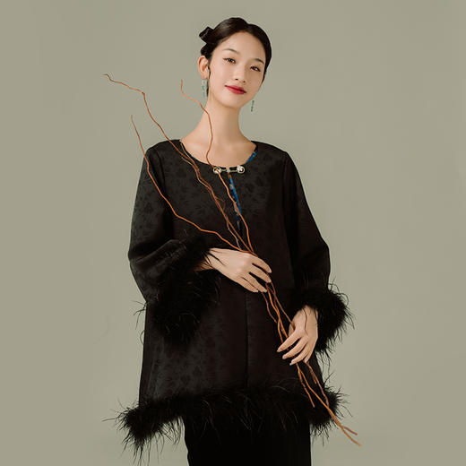 荷言GL 竹里 黑色花草纹提花缎新中式外套拼接鸵鸟毛 商品图1