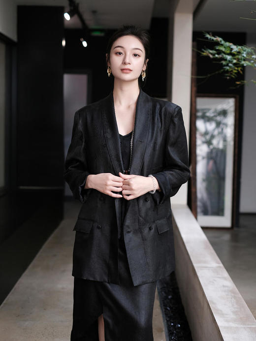 盛唐牡丹 |香云纱蝴蝶碎花纹西装外套 商品图9