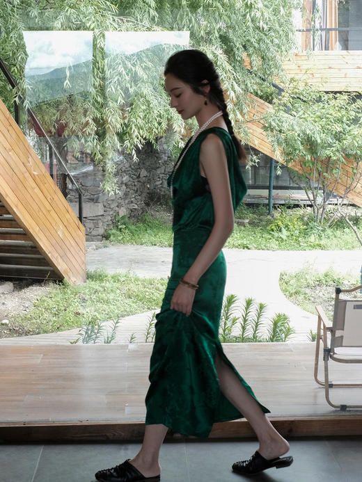 盛唐牡丹 |真丝梅兰竹菊荡领长裙 商品图4