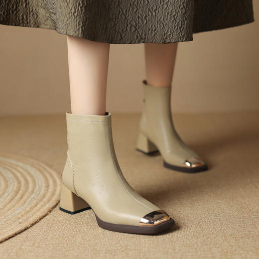 时尚气质，粗跟铁头短靴LD-6500 商品图0