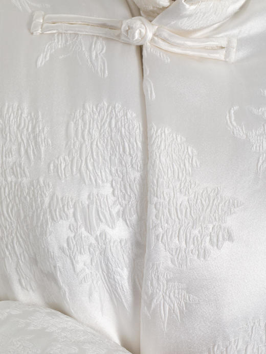 微瑕秒杀| 盛唐牡丹 | 真丝压皱提花高领夹棉外套[特价品](特殊商品不退不换) 商品图11