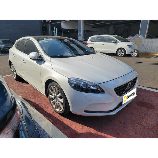 沃尔沃 V40 T4 智雅版【长租-北京】 商品图2