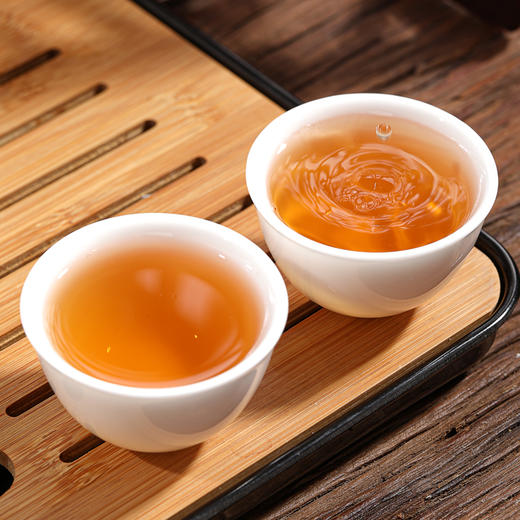 【质农】候达正山小种200克*2罐装（送礼袋）色泽乌润 锋芒俊秀 怡人醇柔 甘甜润心 商品图6