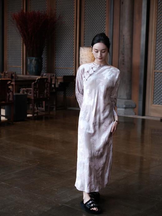 盛唐牡丹 |淡粉松鼠葡萄真丝斜襟旗袍裙 商品图6