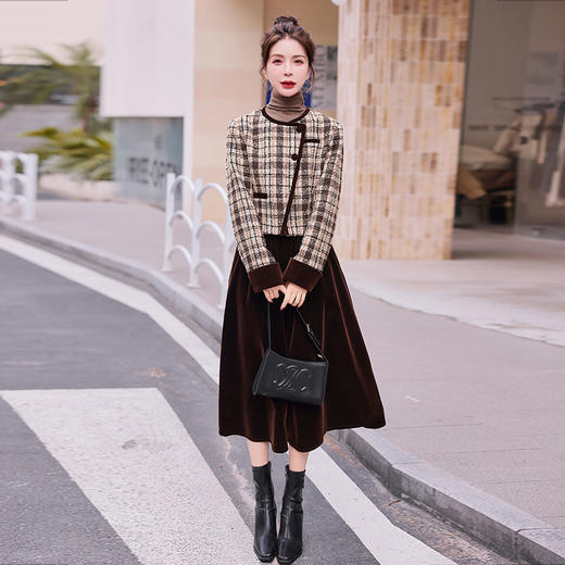 优雅个性，小香风含羊毛外套配丝绒半裙两件套HR-SYY2522 商品图8