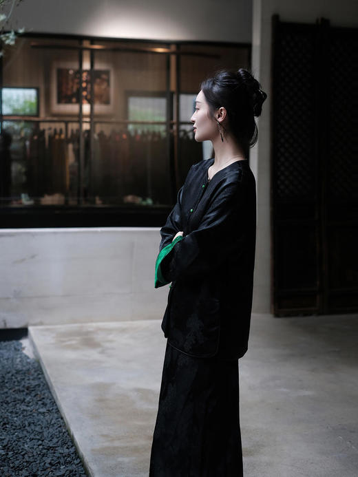 盛唐牡丹 | 真丝冠乐绉松鼠葡萄纹双面穿外套 商品图6