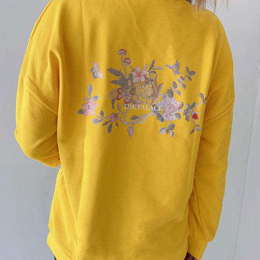 花蝶纹系列卫衣 商品图2