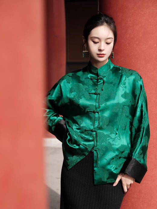 盛唐牡丹 |真丝松鼠葡萄纹对襟外套单面穿 商品图0