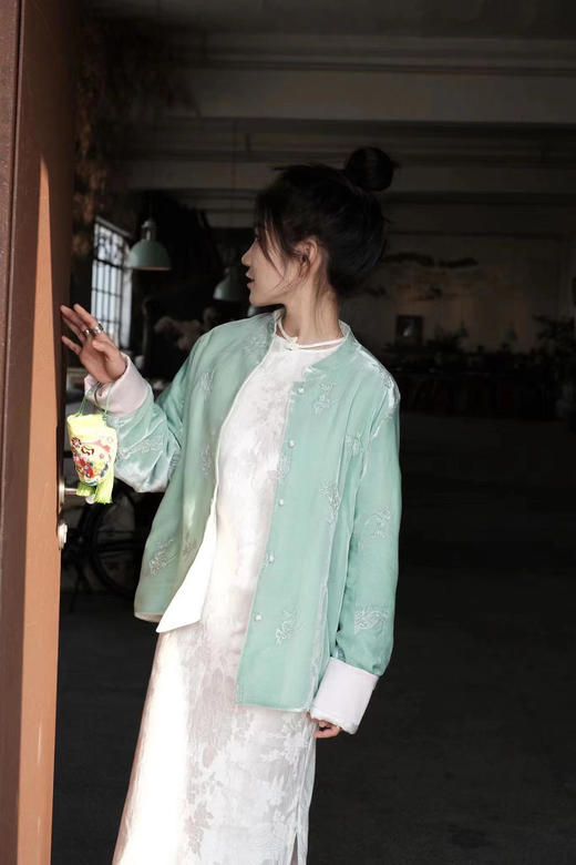 盛唐牡丹|双面穿丝绒绣花对襟外套(夹棉) 商品图12