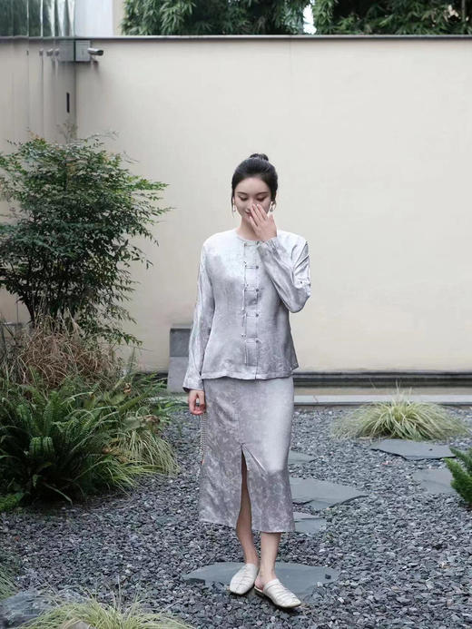 盛唐牡丹 |真丝提花缠枝喜鹊纹半裙 商品图2