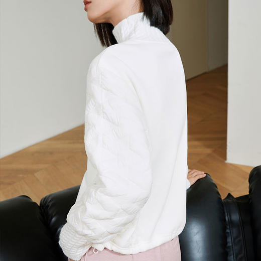 玳莎拼接设计感针织卫衣女2023年冬季新款宽松时尚半高领小众上衣  DD32302 商品图3