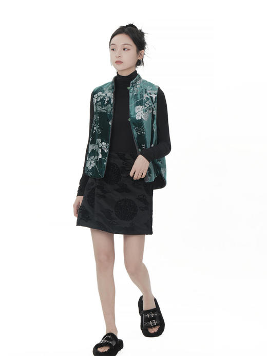 盛唐牡丹 |双面穿丝绒烫银天然玉石扣马甲 商品图9