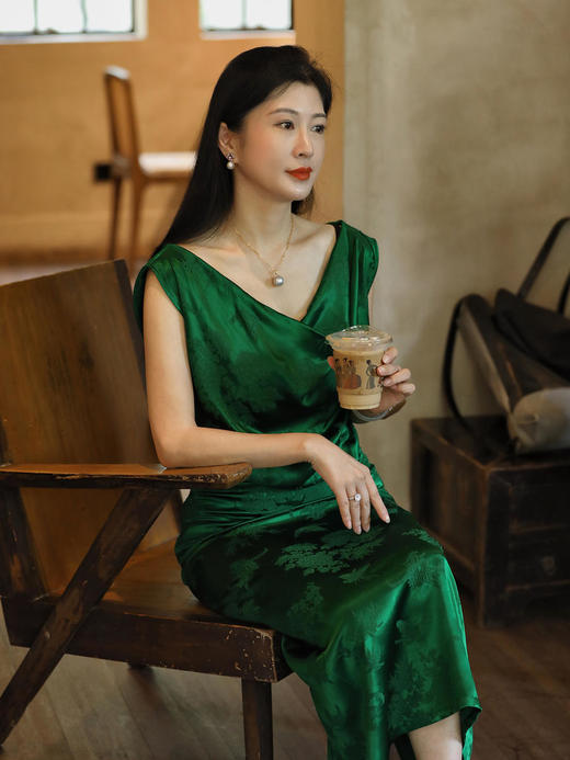 盛唐牡丹 |真丝梅兰竹菊荡领长裙 商品图10