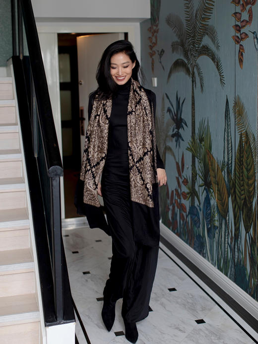 CG｜Pakistani Embroidered Scarf [真丝羊毛刺绣披肩围巾 驼底金绣 / 黑底金绣 / 灰底金绣] 商品图2