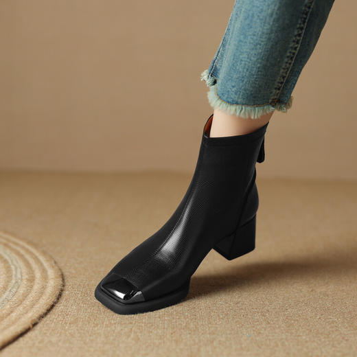 时尚气质，粗跟铁头短靴LD-6500 商品图1