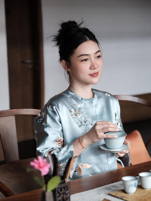 盛唐牡丹 |真丝手推绣对襟外套/白色蝶恋花真丝里布 商品图2