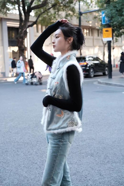 盛唐牡丹 |重磅真丝手推绣水貂毛立领对襟夹棉马甲 商品图2