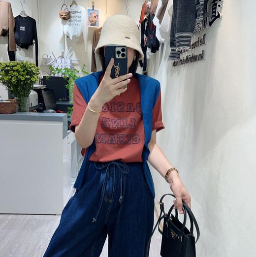 女绣花字母短袖T9955 商品图1