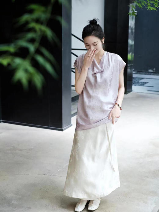 盛唐牡丹 |真丝提花荡领上衣 商品图8