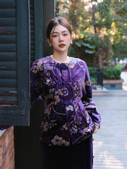 盛唐牡丹 |丝绒烫银对襟夹绵女外套-紫色 商品图0