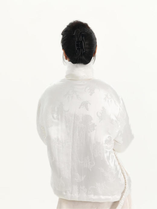 微瑕秒杀| 盛唐牡丹 | 真丝压皱提花高领夹棉外套[特价品](特殊商品不退不换) 商品图5