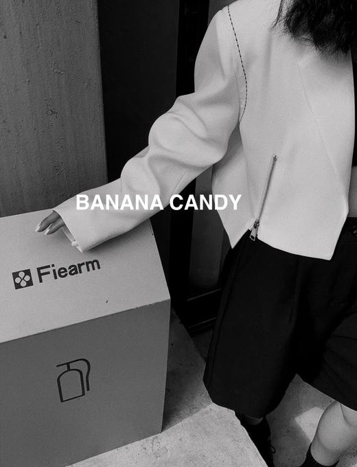 BANANA  CANDY香蕉糖短款西装N8N104 商品图1