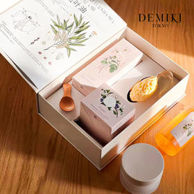 【413会员福利】DEMIKI套盒（玫瑰沐浴油+身体乳+浴花+身体乳勺子）