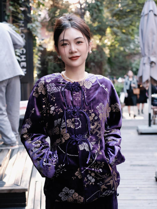 盛唐牡丹 |丝绒烫银对襟夹绵女外套-紫色 商品图4