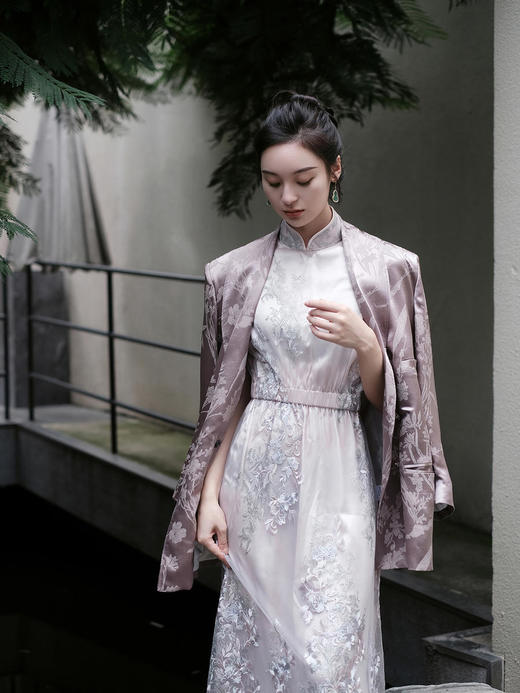 盛唐牡丹 |真丝提花蕙兰纹样西装外套 商品图6