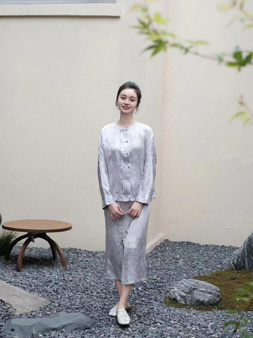 盛唐牡丹 |真丝提花缠枝喜鹊纹半裙 商品图5