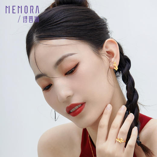 蝴蝶耳钉女计价足金耳环养耳洞耳饰生日送女友礼物【按克计价黄金1】MEMORA诗普琳GEE02101（线上专供） 商品图3