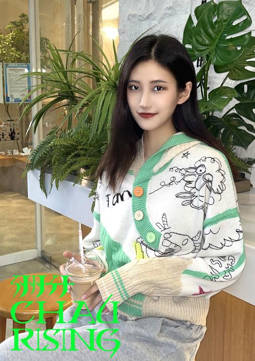 刺绣羊毛连帽衫 商品图3