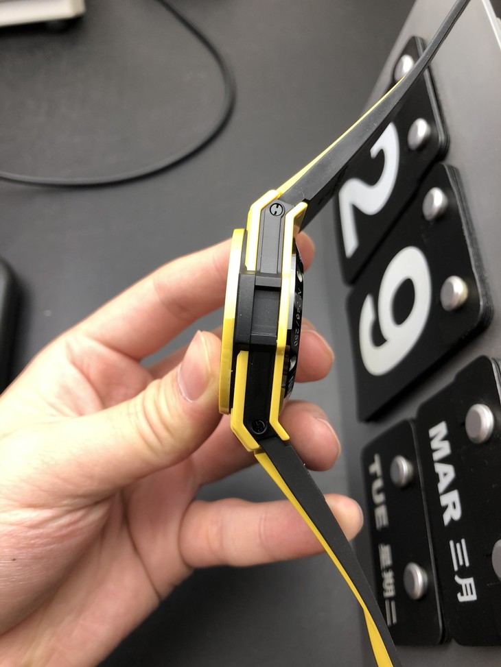 ZF厂宇舶恒宝big bang大爆炸彩色陶瓷腕表值得入手吗