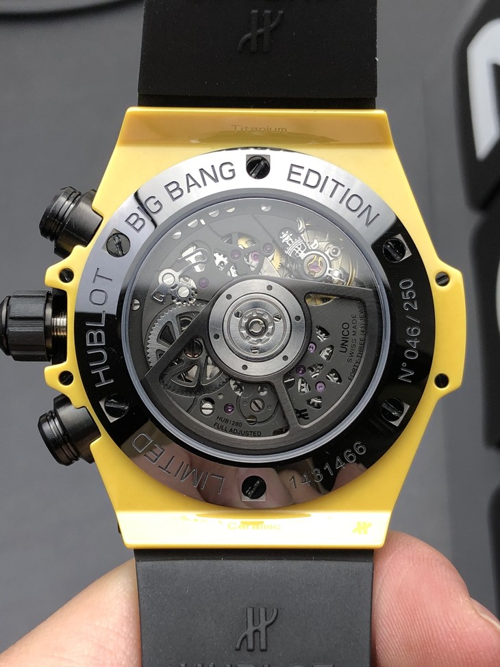 ZF厂宇舶恒宝big bang大爆炸彩色陶瓷腕表值得入手吗