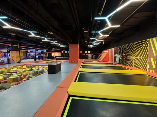 39.9畅玩全天不限时！领秀城贵和 - 咪乐派运动潮玩馆！百种游乐项目 一票畅玩，大人孩子都能玩 商品图2