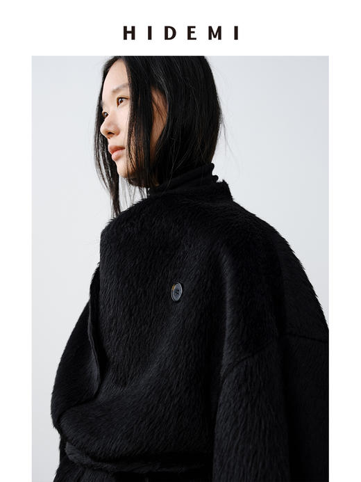 HIDEMI 双面alpaca长毛苏力羊驼毛一粒扣不对称门襟可拆卸腰带式大衣 白色/黑色 商品图10