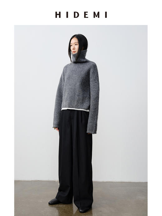 HIDEMI 羊驼毛花纱极简设计感高领长袖廓形短款毛衣 黑色/灰色 商品图4