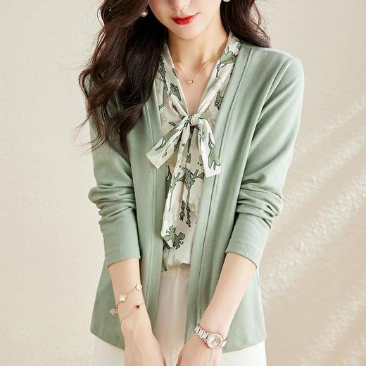 针织衫女长袖秋季新款洋气毛衣春秋宽松小众设计感假两件上衣 商品图0