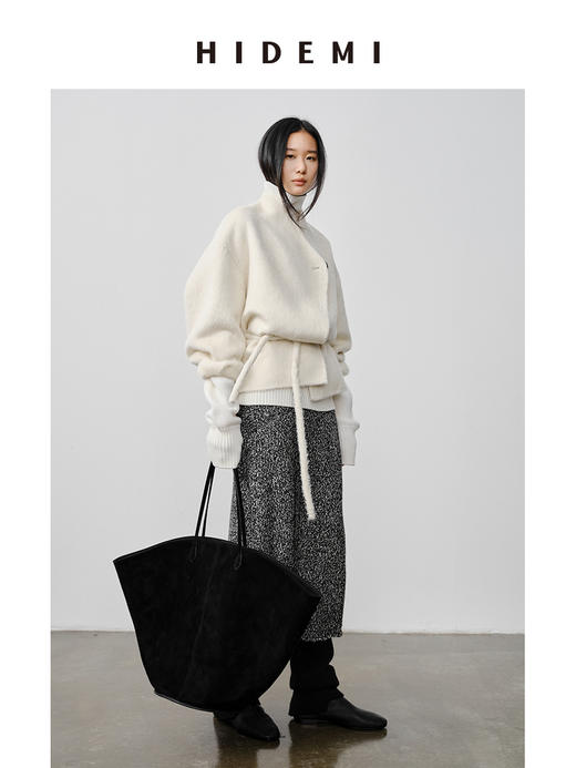 HIDEMI 双面alpaca长毛苏力羊驼毛一粒扣不对称门襟可拆卸腰带式大衣 白色/黑色 商品图2