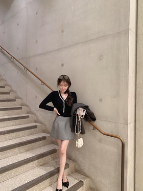 金蘑菇菇 珍珠情话 新季crush / 100羊毛精致小珍珠修身开衫上衣