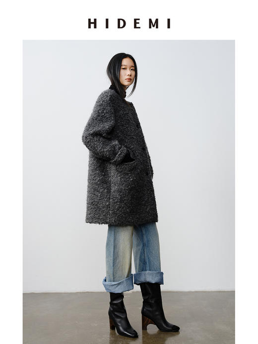 HIDEMI 艺术感卷曲长毛马海毛圆领口袋极简廓形纽扣大衣 商品图4