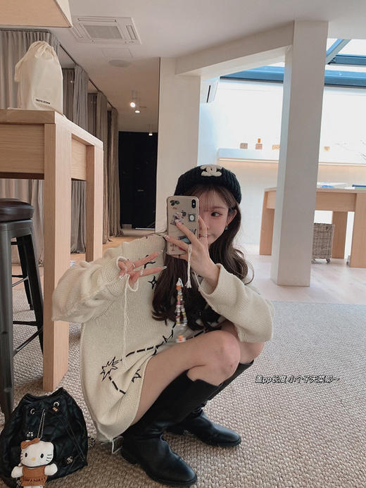 金蘑菇菇 爱物 是星星耶/早秋休闲宽松盖pp圆领星空刺绣毛衣 商品图3