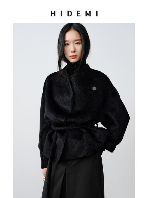 HIDEMI 双面alpaca长毛苏力羊驼毛一粒扣不对称门襟可拆卸腰带式大衣 白色/黑色 商品图11