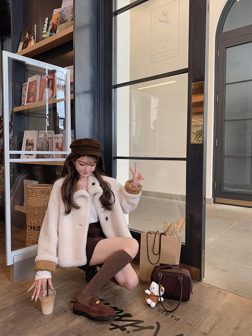 M码 金蘑菇菇 太妃玛奇朵/ 两面穿百搭宽松羊羔毛短外套 商品图2