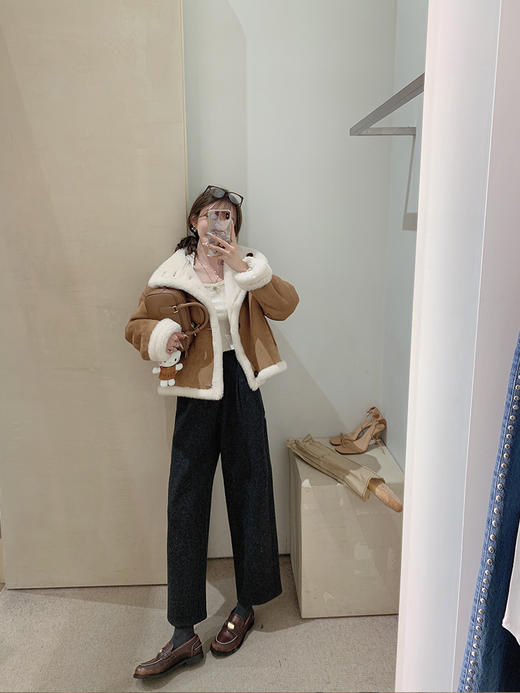 M码 金蘑菇菇 太妃玛奇朵/ 两面穿百搭宽松羊羔毛短外套 商品图4