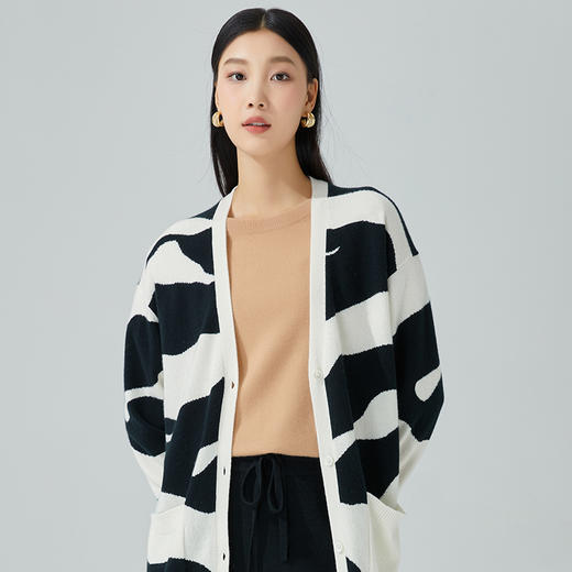 东黎 • 山羊绒女士秋冬ADF嵌花V领撞色开衫 3344 商品图4