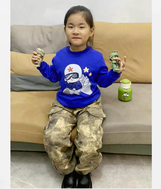 《追风少年》剑客内购原创设计  定制款式  军旅风格  男女同款的加绒卫衣   采用新疆长绒棉制作  有趣  有范  有型  有爱 商品图1