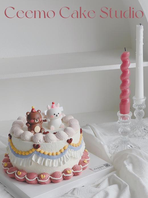 小熊小兔复古裙边蛋糕 商品图0