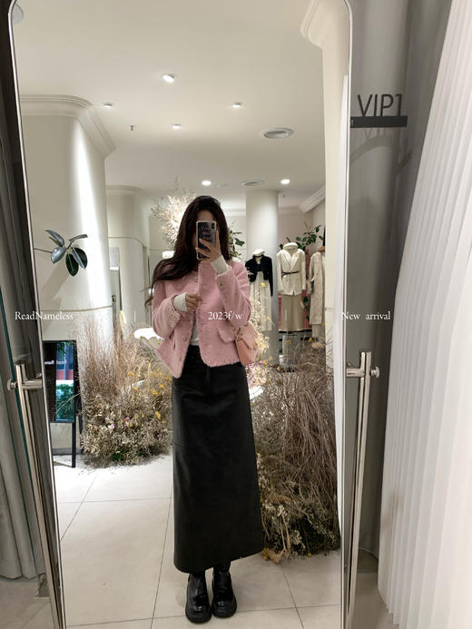 Read Nameless /粉织条小香+一步马皮裙 商品图1